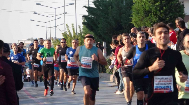 Toroslar Uluslararası Yarı Maratonu başladı