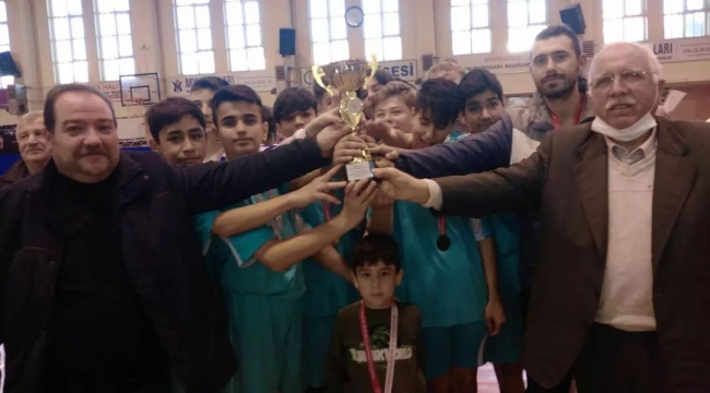 Aydın'da Yıldız Erkekler Hentbol Turnuvası sona erdi