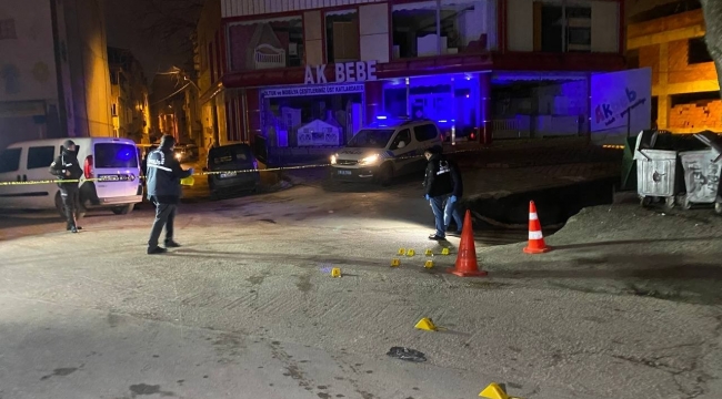 Bursa'da gece kulübünde başlayan tartışma düelloya dönüştü : 1'i ağır 2 yaralı