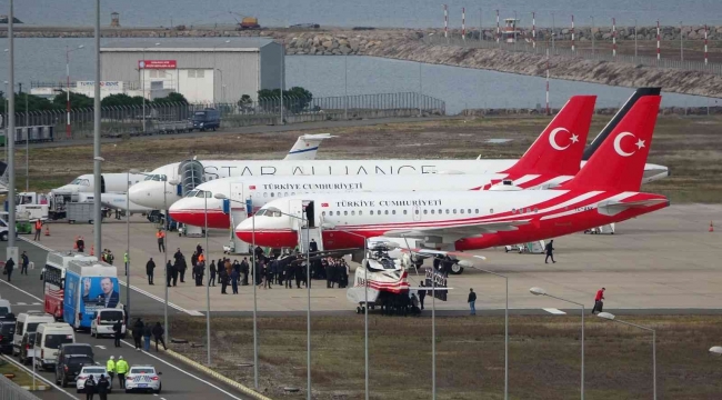 Cumhurbaşkanı Erdoğan, Ordu-Giresun Havalimanı'na iniş yaptı