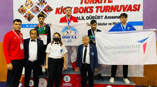 Kayseri Kick Boks'ta madalyalara ambargo koydu