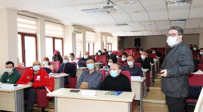 Kütahya'da hastanelerde "Afet Ve Acil Durum Planı Uygulayıcı" eğitimi