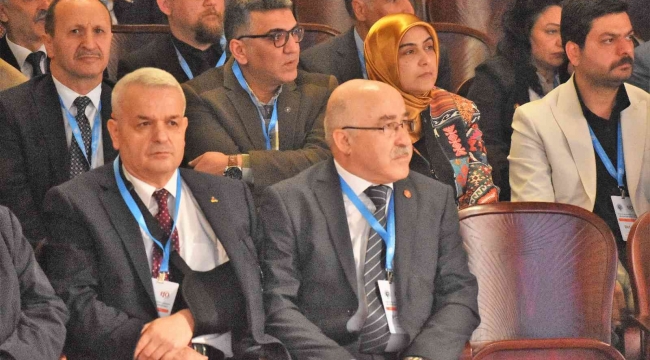 Türk Ocakları Genel Başkanı Öz: "Doğu Türkistan'daki Türk varlığı, baskıcı Çin rejimi tarafından adeta yokluğa mahkum edilmek isteniyor"
