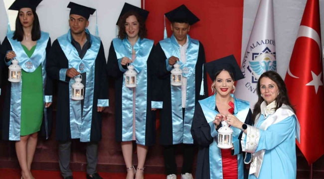 ALKÜ'de Işık Alma ve Yemin Töreni yapıldı