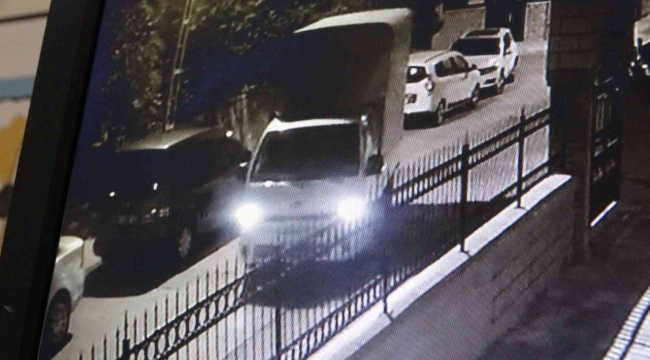 Pendik'te hırsızlar kamyoneti çalmak için 1 saat uğraştı