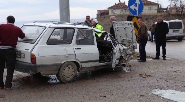 Hisarcık'ta trafik kazası: 3 yaralı