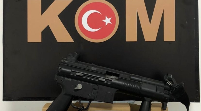 Mezarlıktan uzun namlulu silah çıktı