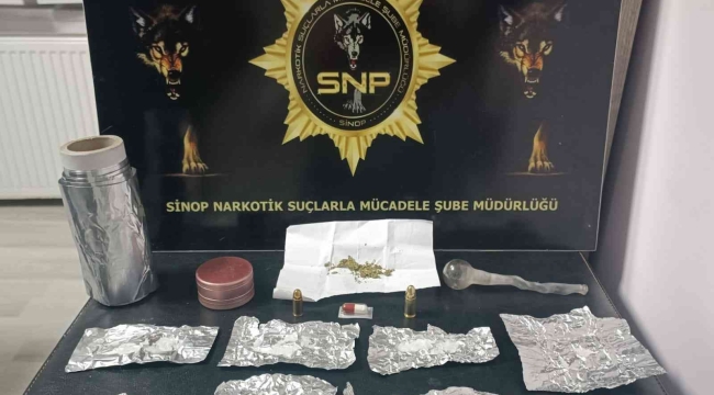 Sinop'ta durdurulan araçta 15 gram metamfetamin yakalandı