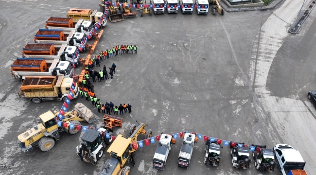 Sivas Belediyesi 300 personel 74 araçla kışa hazır