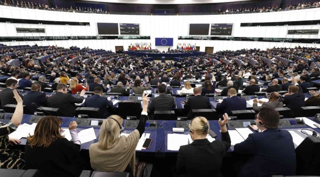 Avrupa Parlamentosu'ndaki yolsuzluk skandalı Polonya'ya uzandı