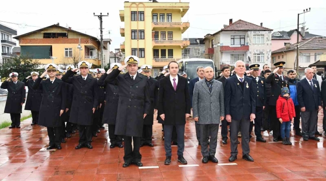 Altınova'da zafer kutlandı, şehitler anıldı