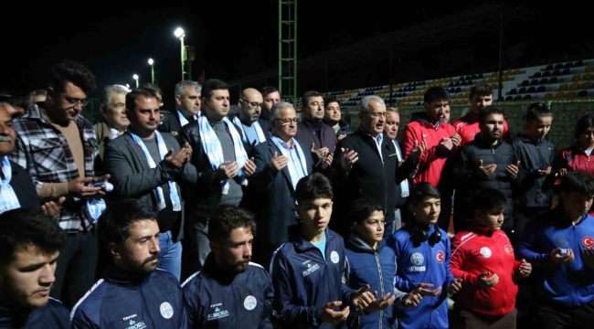 Kaş Belediye Spor futbol takımı sezonu dualarla açtı