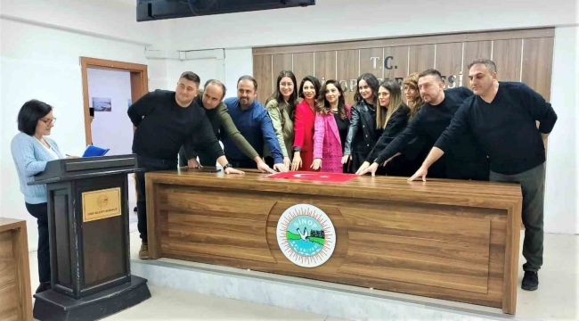 Sinop Belediyesi'nde 15 memur kadroya alındı