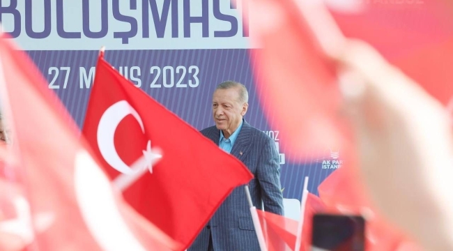 Cumhurbaşkanı Erdoğan: "Buraya koştuğumuz gibi yarın sandığa koşacağız, yarın sandıkta fire vermeyeceğiz"