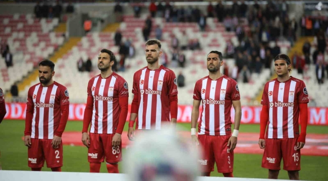 Sivasspor'da 38 günlük galibiyet hasreti sona erdi
