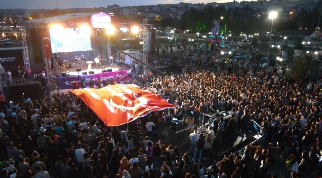 Tekirdağ'da gençlik konseri