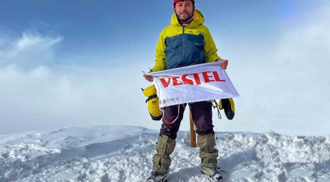Vestel personelinden 19 Mayıs büyük Demirkazık tırmanışı