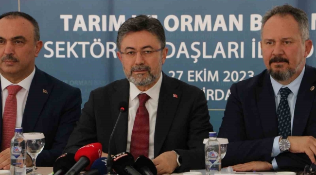 Bakan Yumaklı'dan ayçiçeği desteği açıklaması: "Bin 500 lira olarak yeniden belirledik"