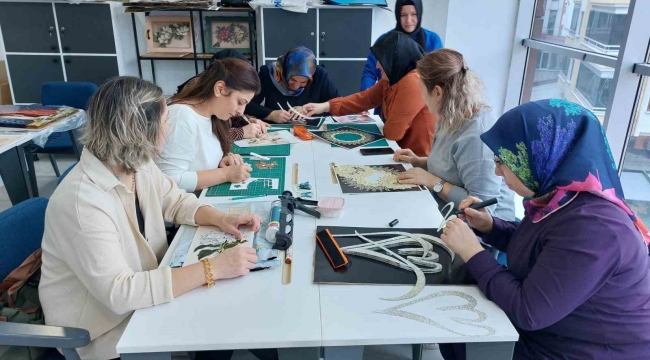 Bu merkezde kadınlar meslek öğreniyor