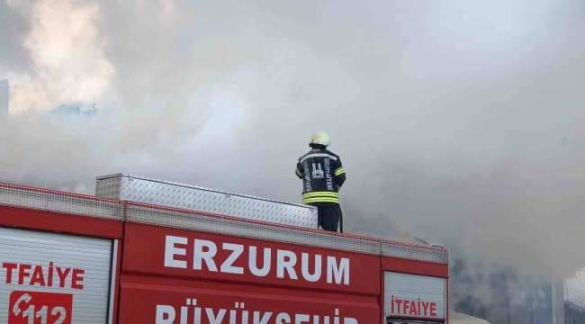 Devlet Demiryollarına ait depoda korkutan yangın