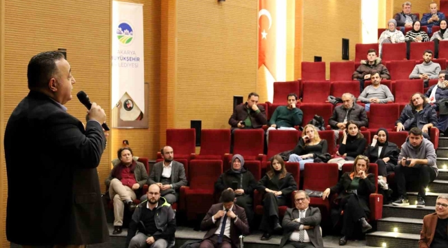 Gazeteci Zafer Şahin'den gençlere sosyal medya uyarısı