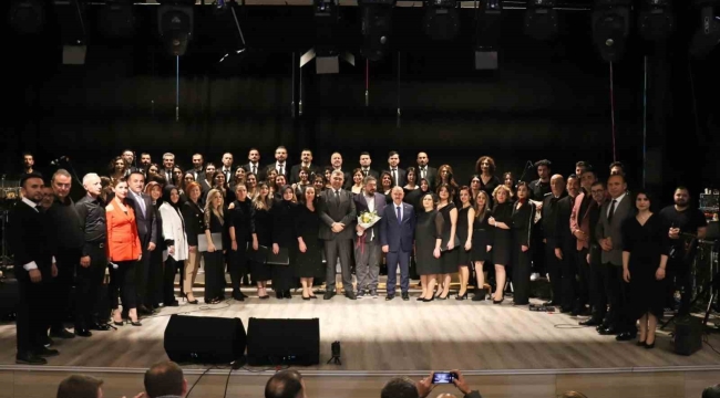 Öğretmenler Korosu'ndan muhteşem konser