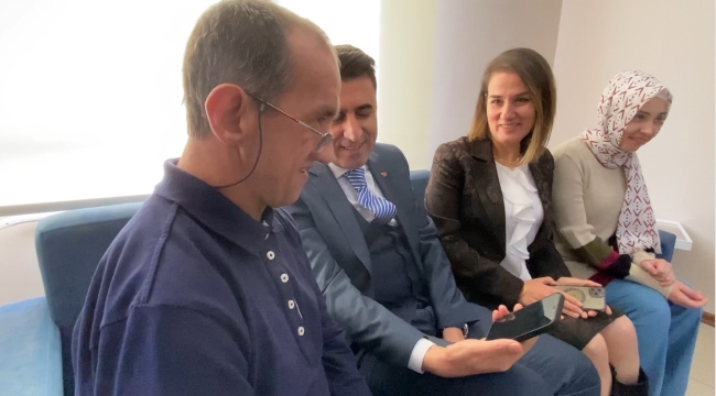 Vali Aygöl, Müge Anlı'yı çok seven Oğuzhan'ı kırmayarak telefonla görüştürdü