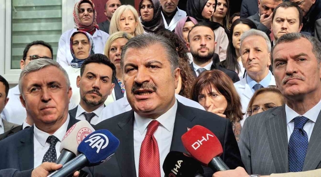 Sağlık Bakanı Koca: "Malpraktis, Türkiye'de kökten çözülüyor"