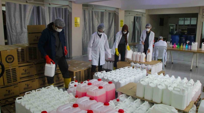 Amasya'da hastanelerin temizlik malzemesi kimyacı liselilerden