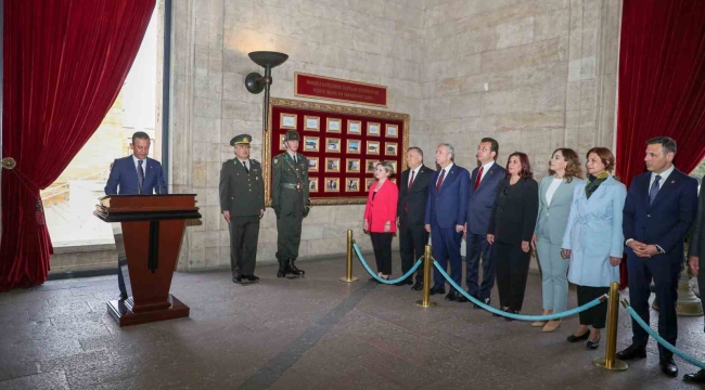 Başkan Çerçioğlu, Anıtkabir'i ziyaret etti