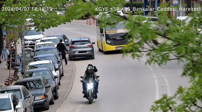Bursa'da kural ihlali yapan sürücülere anlık fotoğrafla uyarı