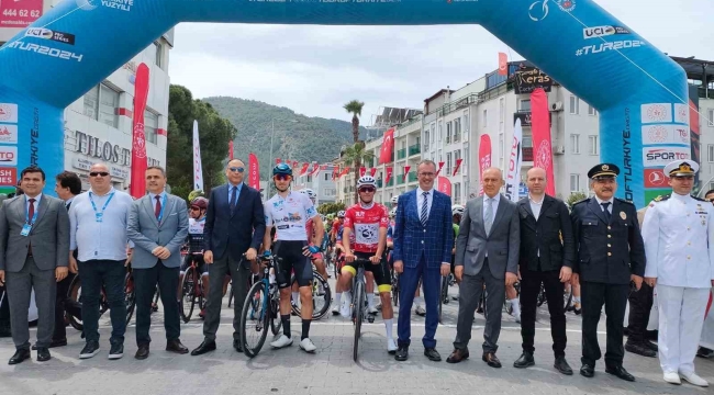 Cumhurbaşkanlığı Bisiklet Turu'nun Fethiye-Marmaris etabı başladı