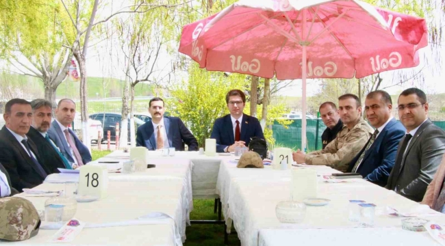 Erciş'te "Uluslararası İnci Kefali Göçü Kültür ve Sanat Festivali" istişare toplantısı yapıldı