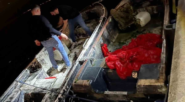 İstanbul'da 1 buçuk ton kaçak midye ele geçirildi