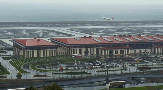 Rize-Artvin Havalimanı'nı 3 ayda 239 bin 882 yolcu kullandı