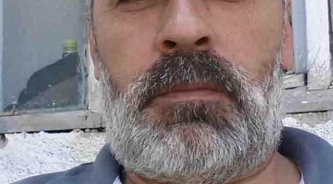 Traktöre çarpan araç sürücüsü hayatını kaybetti