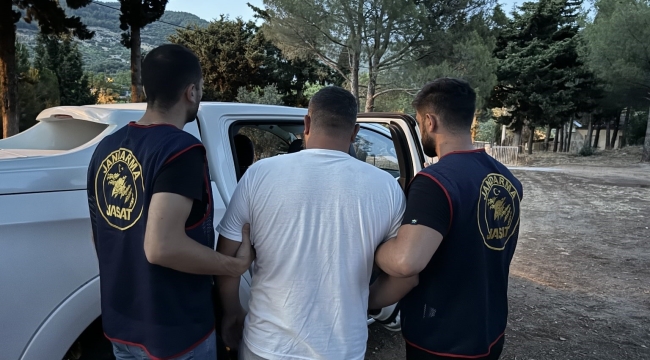 Hakkında 10 yıl hapis cezası bulunan şahıs JASAT'a takıldı