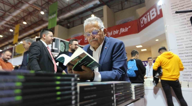Başkan Büyükkılıç'tan Dünya Kitapseverler Günü'nde 7. Kayseri Kitap Fuarı müjdesi