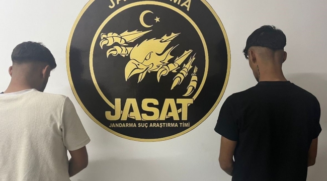 Jandarma 3 ayrı cinayetin zanlılarını yakaladı