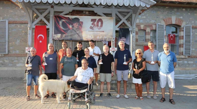 Briç tutkunları Selçuk'ta buluştu