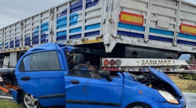Kırklareli'de tır ile otomobil çarpıştı: 1 ölü