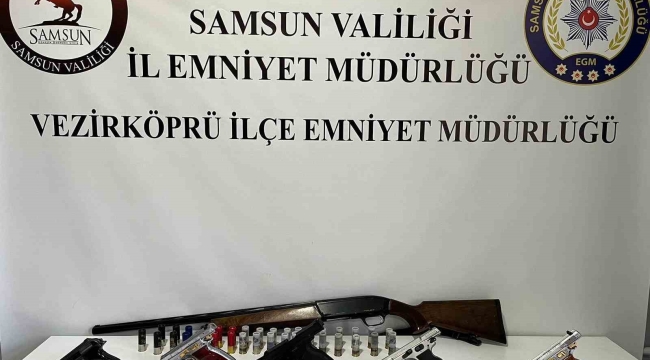 Samsun'da huzur uygulamasında 5 adet tabanca ele geçirildi