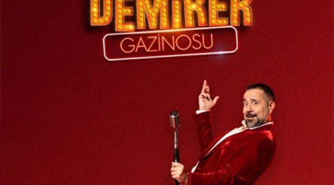 Ata Demirer eski gazino gecelerini hatırlatan gösterisiyle Bostancı Gösteri Merkezi'nde