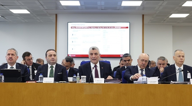 Bakan Bolat: "Hedefimiz dünyadaki yabancı yatırımlardaki payımızı 2028'e kadar yüzde 1,5'e çıkarmak"