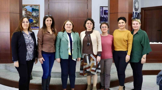 Başkan Gençay: "Kadınlarımızın gücünden yararlanmaya devam edeceğiz"