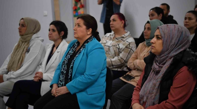 Beylikdüzü'nde "Nesiller Arası Aktarım" semineri düzenlendi