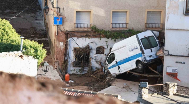 İspanya'daki sel felaketinde can kaybı 205'e yükseldi