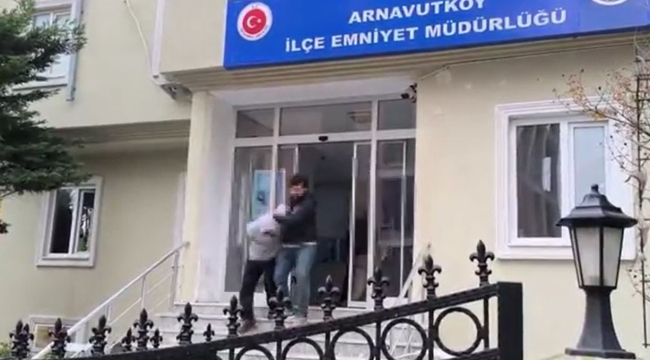 İstanbul ticari taksi sürücünü silahla tehdit eden şahıs yakalandı