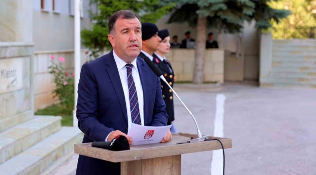 Vali Eldivan: "Öğretmenlik, gücünü sevgiden alan, dünyanın en kutsal ve en saygın mesleğidir"