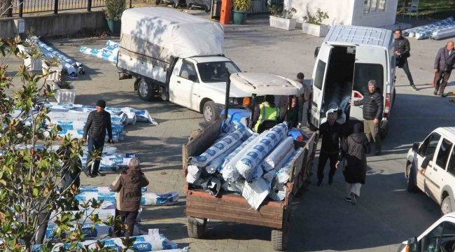 Yalova'da 167 çiftçiye 59 ton sera naylonu dağıtıldı